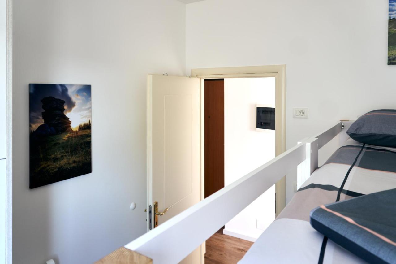 Central Beach Apartment Sarande Ngoại thất bức ảnh
