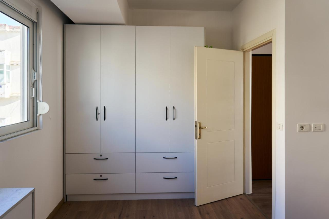 Central Beach Apartment Sarande Ngoại thất bức ảnh
