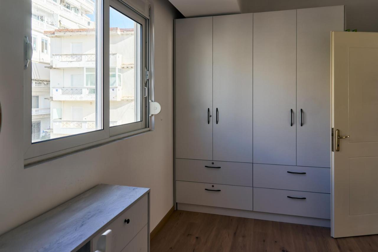 Central Beach Apartment Sarande Ngoại thất bức ảnh
