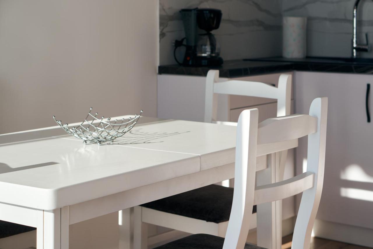 Central Beach Apartment Sarande Ngoại thất bức ảnh