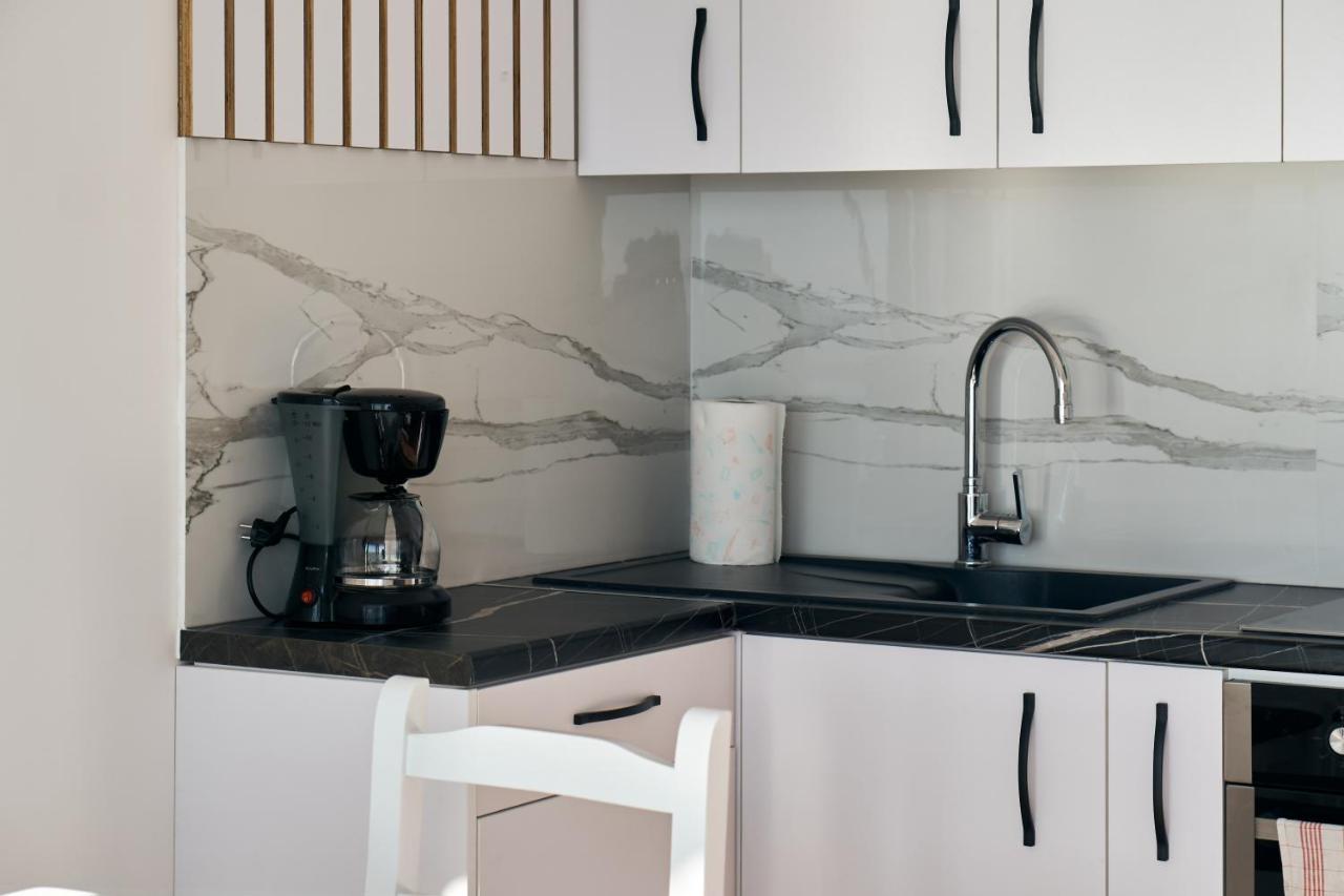 Central Beach Apartment Sarande Ngoại thất bức ảnh