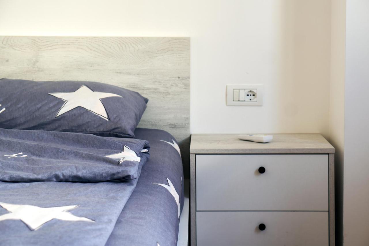 Central Beach Apartment Sarande Ngoại thất bức ảnh